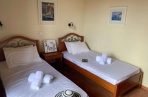 Comfort room - A Hotel Spetses
